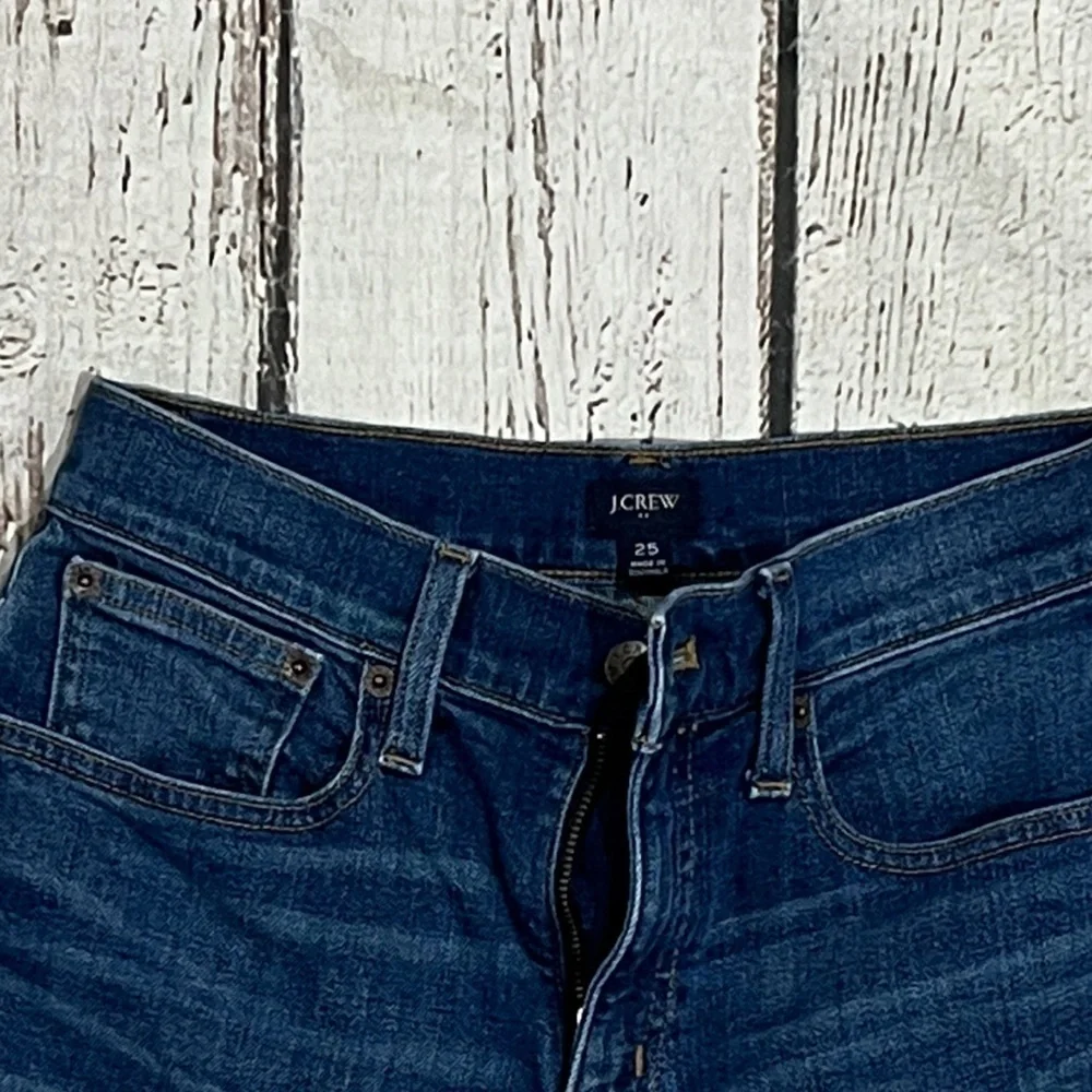 J. Crew Denim Blue Distressed Women's Shorts Button Up Summer Vacation